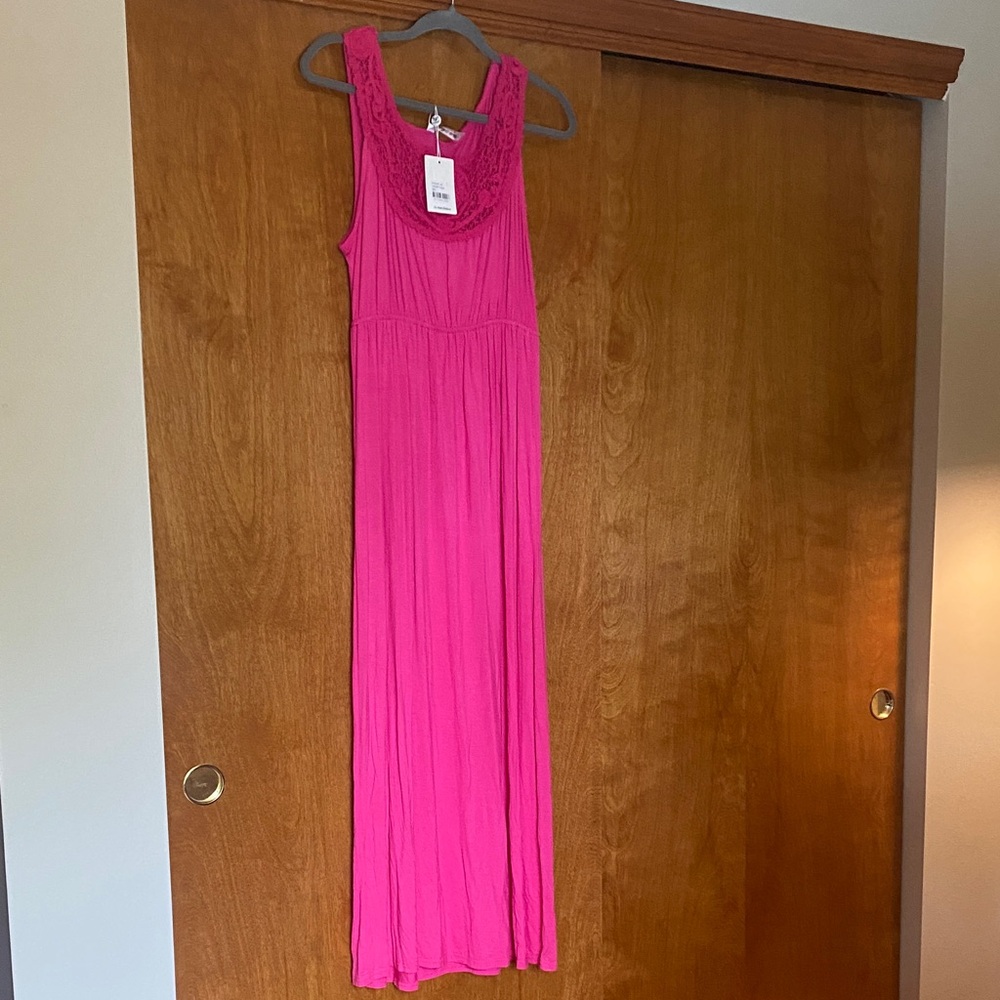 Pink Sleeveless Maxi Dress. NWT.
